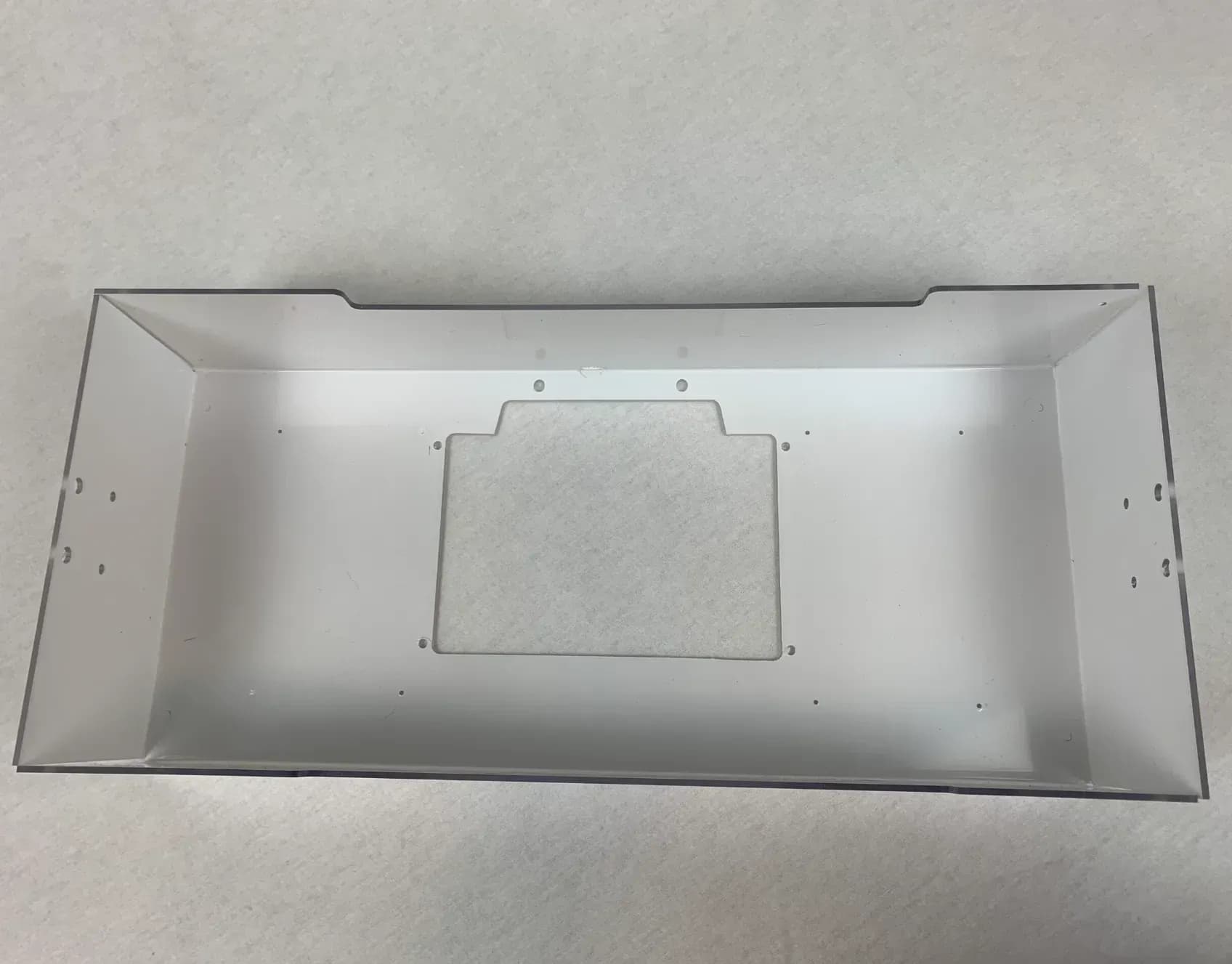 Thermoformen für industrielle Gehäuse aus PVC in Brandenburg